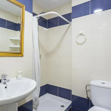 Lagos Del Castillo *