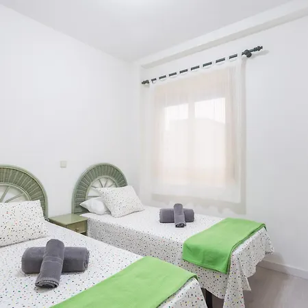 Lagos Del Castillo * デニア