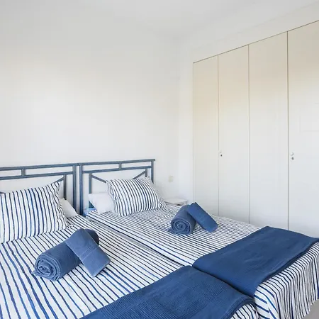 Lagos Del Castillo デニア