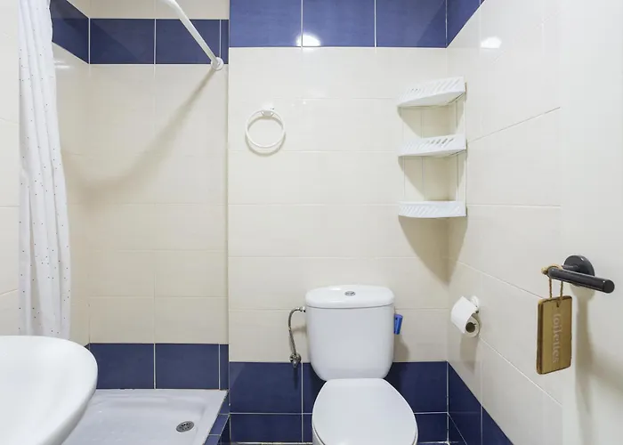 Lagos Del Castillo *